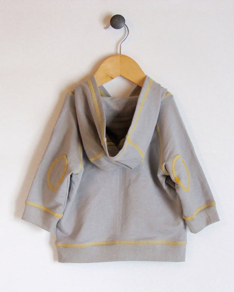 Sweat à capuche en gris/jaune